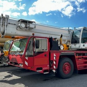 foto 50t autocrane Demag AC50
